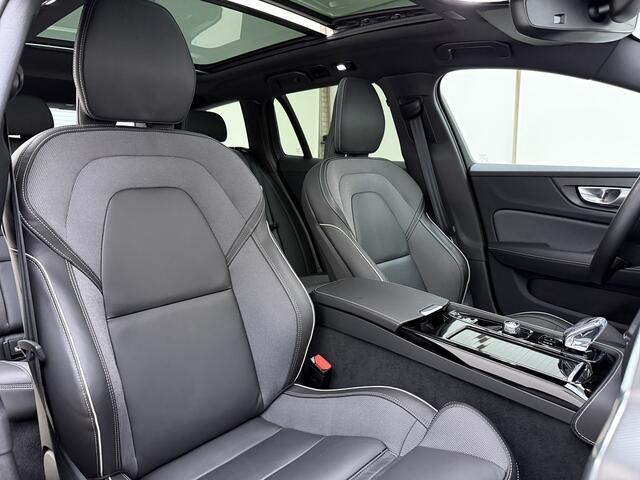 Volvo V60 T8 455pk AWD Ultra Dark Performance Edition / 20 Inch / Heico verlaagd / Stylingkit / Schuif-dak / H&K Audio / Getint glas.