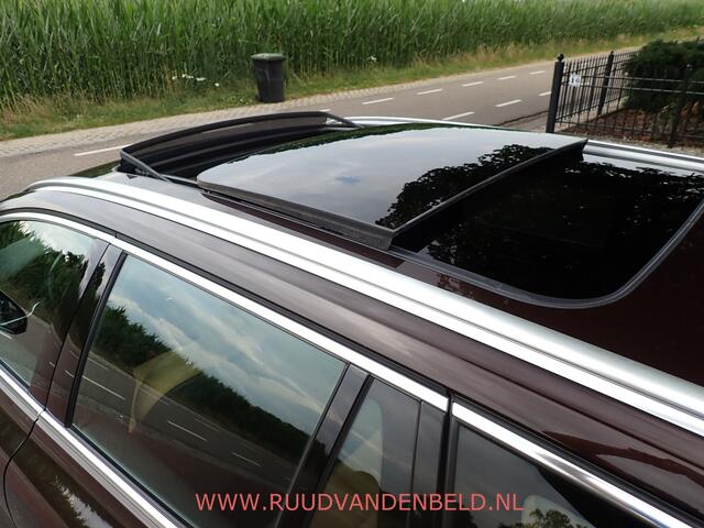 Volvo V60 T6 Recharge AWD HEADUP / H&K / PANODAK / ACC / KEYLESS / 360* / TREKHAAK