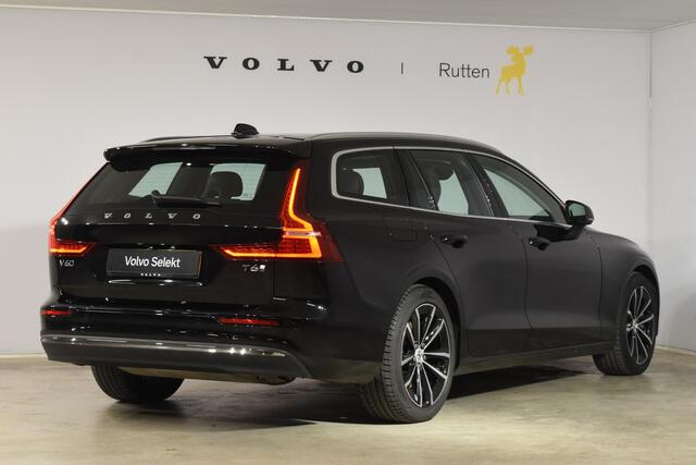 Volvo V60 T6 350PK Automaat Plug-in Hybrid Essential Bright / Navigatie / Adaptive cruise control / Leren bekleding / Achteruitrijcamera / Stuur & Stoelverwarming / Stoelverwarming achter / Trekhaak