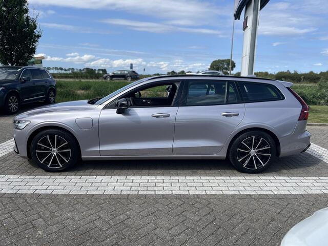 Volvo V60 T6 Plug-in hybrid AWD Plus Dark | Harman/Kardon | Trekhaak | Memoryseats | 360 Graden Camera |