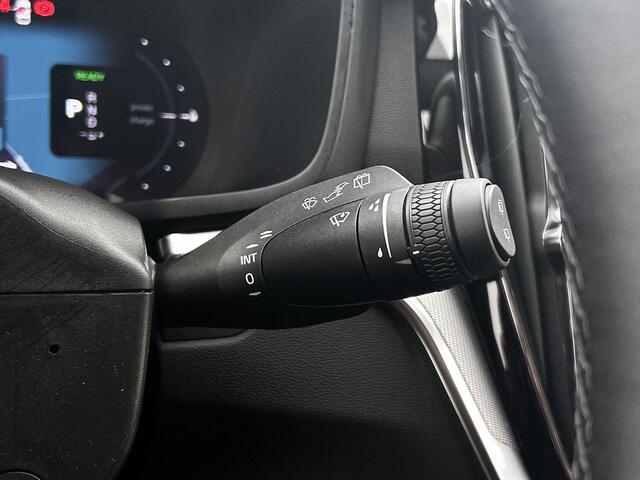 Volvo V60 2.0 T6 Plug-in hybrid AWD Plus Dark