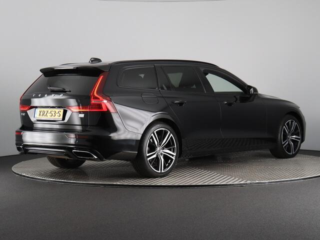 Volvo V60 2.0 T6 Recharge AWD R-Design (Camera / ACC / Elek. achterklep / Stoel-Stuurverw.)