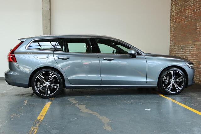 Volvo V60 B4 Automaat Inscription | Adaptieve Cruise Control | Dodehoekwaarschuwing | Harman Kardon Premium Audio | Verwarmbare Voorruit | Stoelverwarming / Stuurwielverwarming | Dealeronderhouden