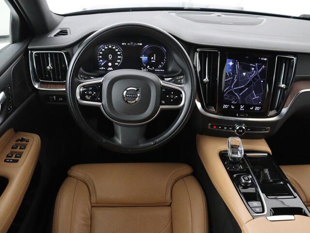 Volvo V60 2.0 T6 Recharge AWD Inscription | SOH 97.5% | Trekhaak | Panoramadak | Leder | Stoelventilatie | Stuur/stoel verwarming | Harman/Kardon | Adaptive cruise | 360 camera | Carplay | Memory |