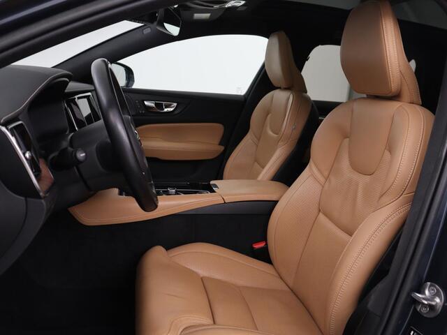 Volvo V60 2.0 T6 Recharge AWD Inscription | SOH 97.5% | Trekhaak | Panoramadak | Leder | Stoelventilatie | Stuur/stoel verwarming | Harman/Kardon | Adaptive cruise | 360 camera | Carplay | Memory |