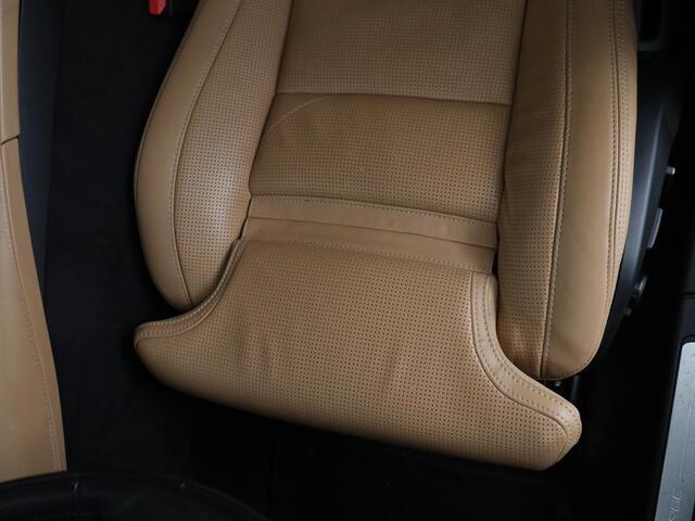 Volvo V60 2.0 T6 Recharge AWD Inscription | SOH 97.5% | Trekhaak | Panoramadak | Leder | Stoelventilatie | Stuur/stoel verwarming | Harman/Kardon | Adaptive cruise | 360 camera | Carplay | Memory |