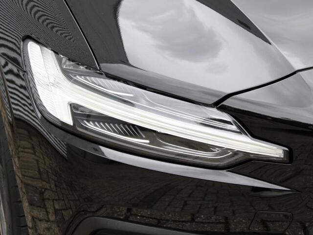 Volvo V60 2.0 T5 Momentum Automaat / Leder interieur / Trekhaak semi elektrisch / Achterbank verwarmd / Reservewiel / Intellisafe