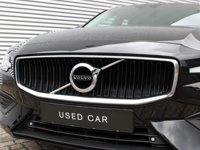 Volvo V60 2.0 T5 Momentum Automaat / Leder interieur / Trekhaak semi elektrisch / Achterbank verwarmd / Reservewiel / Intellisafe