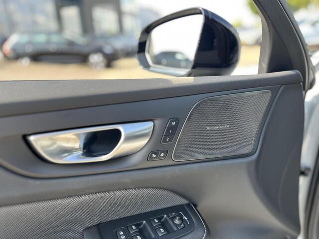 Volvo V60 T6 Plug-in hybrid AWD Plus Dark | 360 Camera | Memoryseats | Trekhaak |