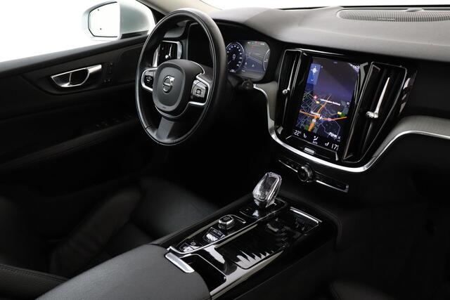 Volvo V60 T8 RECHARGE AWD INSCRIPTION -PANO.DAK|HARMAN/KARDON|360°CAM|BLIS|HEAD-UP DISP.|STYLING|TREKHAAK|ADAP.LED|19"