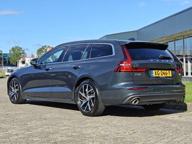 Volvo V60 T5 252PK Momentum | BLIS | Trekhaak | Elektr. Kofferklep | Carplay | ACC | PDC V+A | Camera Achter |