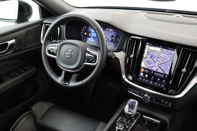 Volvo V60 T6 PLUG-IN HYBRID AWD PLUS DARK -HARMAN/KARDON|360°CAM|SPORTSTOELEN|BLIS|TREKHAAK|POWER-SEATS|18"|ALL-SEASON|SoH:100%