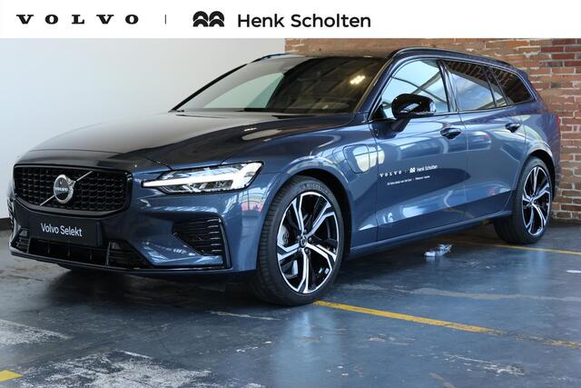 Volvo V60 T6 Plug-in hybrid AWD Plus Bright | Stoelverwarming | Stuurwielverwarming | Parkeercamera | Parkeersensoren voor + achter | 19" Lichtmetalen velgen | Privacy Glass | Google Infotaiment | Harman Kardon Premium Audio |