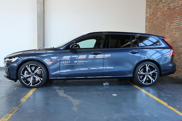 Volvo V60 T6 Plug-in hybrid AWD Plus Bright | Stoelverwarming | Stuurwielverwarming | Parkeercamera | Parkeersensoren voor + achter | 19" Lichtmetalen velgen | Privacy Glass | Google Infotaiment | Harman Kardon Premium Audio |