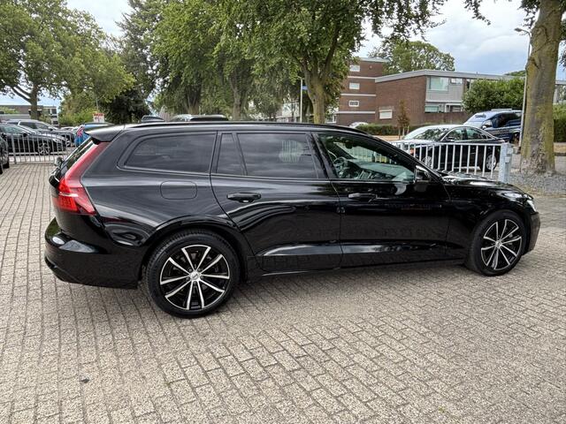 Volvo V60 T6 Recharge Long Range AWD Plus Dark 360 Keyless