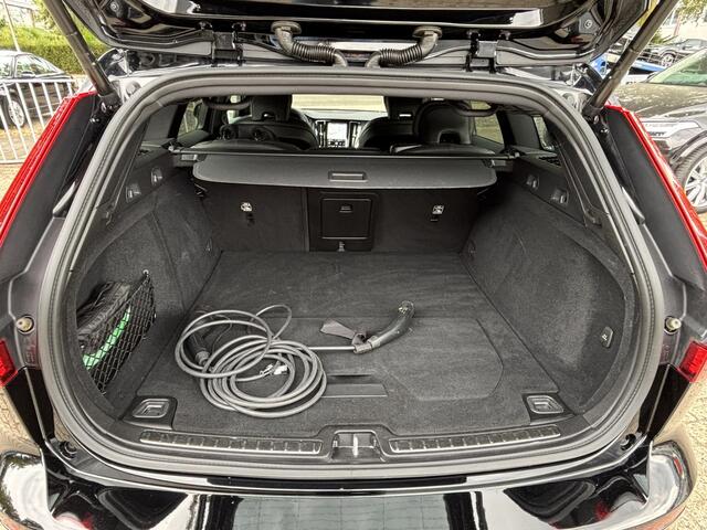 Volvo V60 T6 Recharge Long Range AWD Plus Dark 360 Keyless