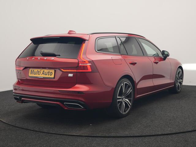 Volvo V60 T6 Recharge AWD R-Design PHEV 340pk Dealer O.H | Trehaak Af Fabriek | Camera | Lederen Sportstoelen Memory & Verwarmd | Cruise Control | Pilot Assist | Apple Carplay | Keyless | Stuurverwarming | Virtual | Navigatie | DAB | 19"L.M | Plug In Hybrid |