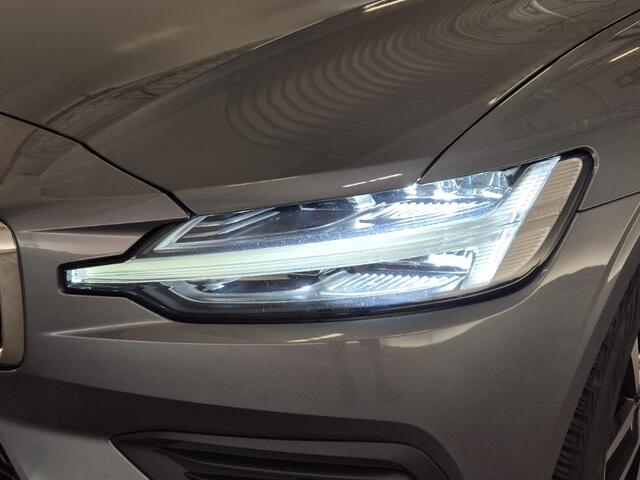 Volvo V60 2.0 T5 Momentum 251 PK NIEUWE MODEL LED LEEER NAVI CLIMA NL AUTO