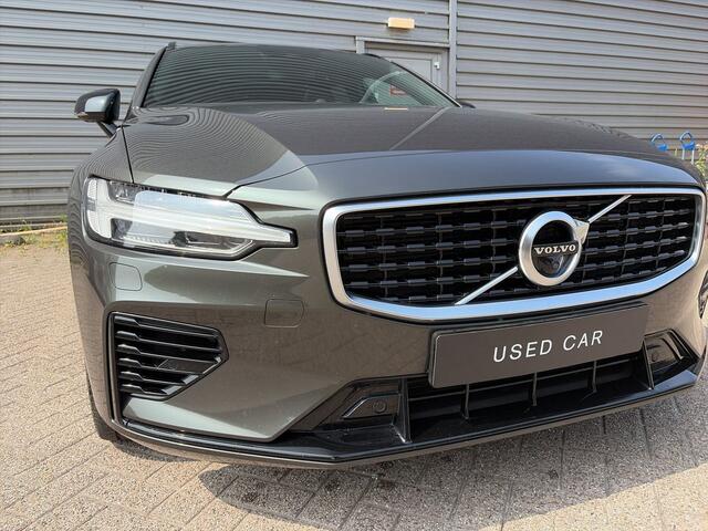 Volvo V60 T8 Twin Engine AWD R-Design / B&W Audio / Head-up / Panoramadak / Polestar Optimalisatie /