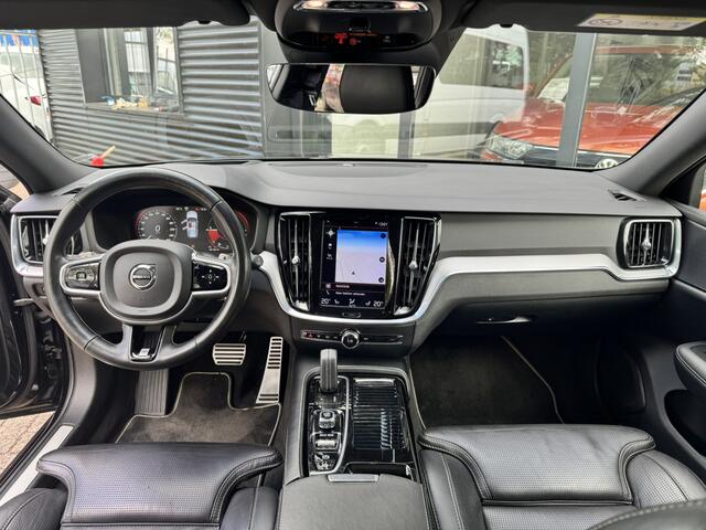 Volvo V60 2.0 T8 Twin Engine AWD R-Design*Panoramadak*Trekhaak*LED*ACC*