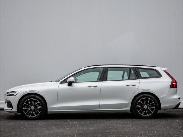 Volvo V60 2.0 B3 Momentum Advantage Trekhaak/ Lederen int./ Stuur+stoelverwarming/ Camera/ DAB+/ Carplay