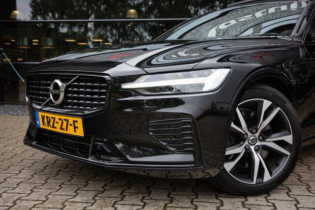 Volvo V60 2.0 T6 Recharge AWD R-Design , Panoramadak, Cruise control, Elektrisch verstelbare stoelen met geheugen,