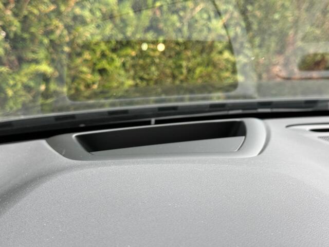 Volvo V60 2.0 T8 Plug-in hybrid AWD Plus Dark | Panoramadak | 360 camera | Stoel/Stuur Verwarming | Harman/Kardon