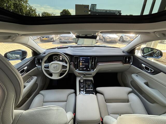 Volvo V60 T8 AWD Inscription Panorama HeadUp 360