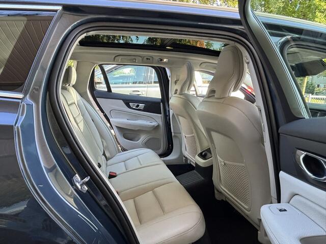Volvo V60 T8 AWD Inscription Panorama HeadUp 360