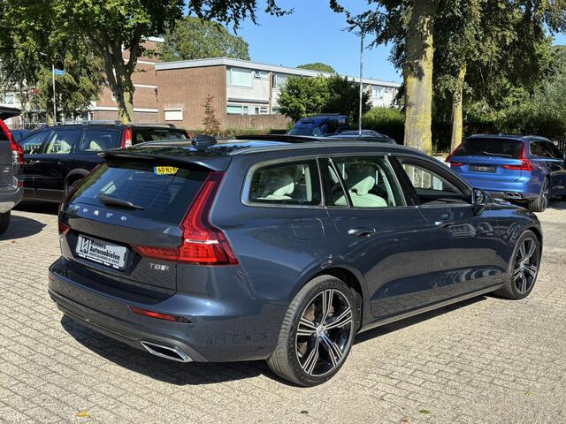 Volvo V60 T8 AWD Inscription Panorama HeadUp 360