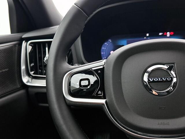 Volvo V60 2.0 T6 Plug-in hybrid AWD Plus Dark