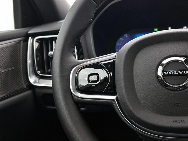 Volvo V60 2.0 T8 Plug-in hybrid AWD Plus Dark