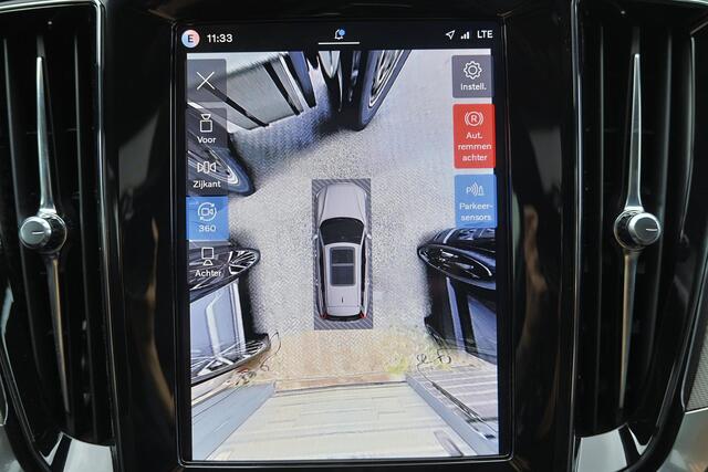 Volvo V60 T6 Recharge AWD Plus Dark - Panorama/schuifdak - IntelliSafe Assist & Surround - 360º Camera - Harman/Kardon audio - Verwarmde voorstoelen, stuur & achterbank - Parkeersensoren voor & achter - Elektr. bedienb. voorstoelen met geheugen - Head up display - Extra getint glas - 19' LMV