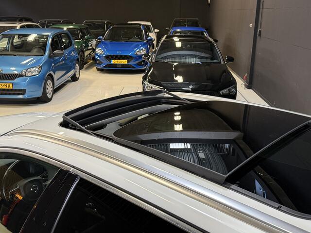 Volvo V60 2.0 T8 Twin Engine AWD Inscription | Panoramadak | 360 camera | Harman/Kardon | Adaptive cruise | Stoelverwarming