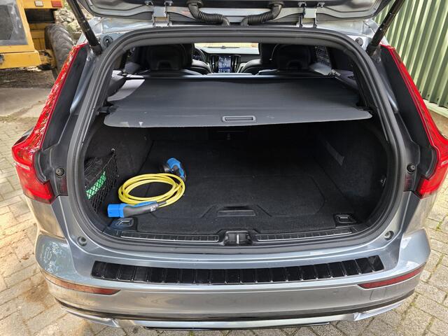 Volvo V60 2.0 T8 Twin Engine AWD R-Design