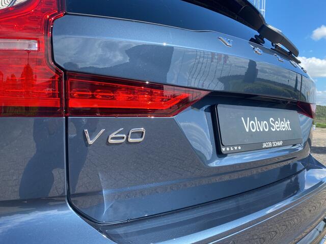 Volvo V60 2.0 T8 Plug-in hybrid AWD Plus Dark / Trekhaak / 360 camera / Harman/Kardon / Panoramadak /