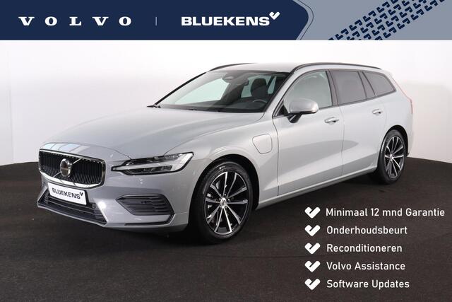 Volvo V60 T6 Recharge AWD Essential - IntelliSafe Assist - Parkeercamera achter - Verwarmde voorstoelen, stuur & achterbank - Parkeersensoren voor & achter - Extra getint glas - 18' LMV