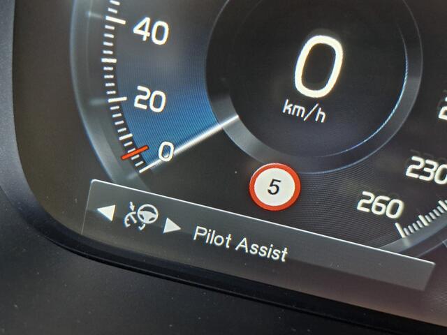 Volvo V60 B3 Hybrid | Business | Camera | body styling | Carplay | 19 inch | etc.