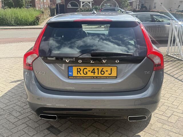 Volvo V60 2.0 T4 Polar+ Dynamic