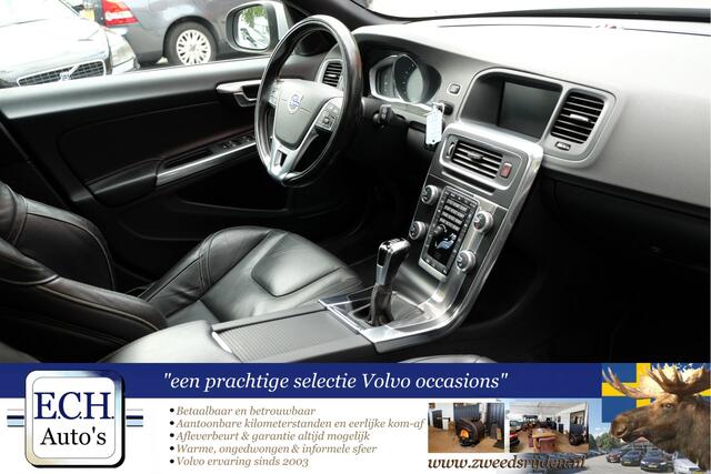 Volvo V60 2.0 T4 190 pk Business Sport, Schuifdak, Trekhaak, Camera