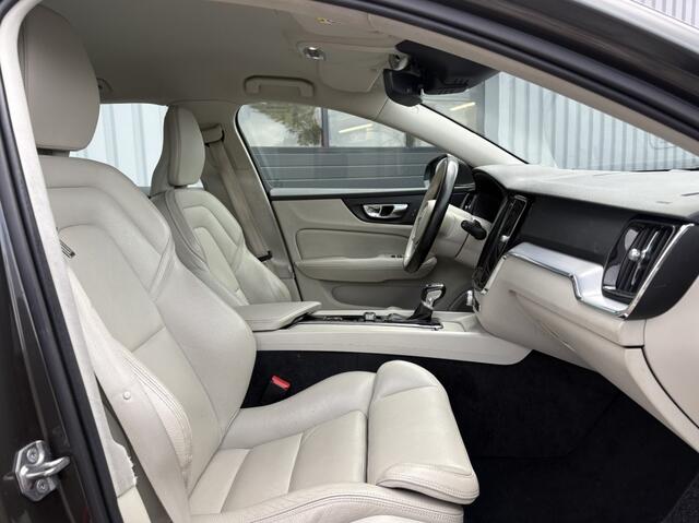 Volvo V60 2.0 D4 Momentum Pro. Adapt. Cruise I Leer I All-in prijs!