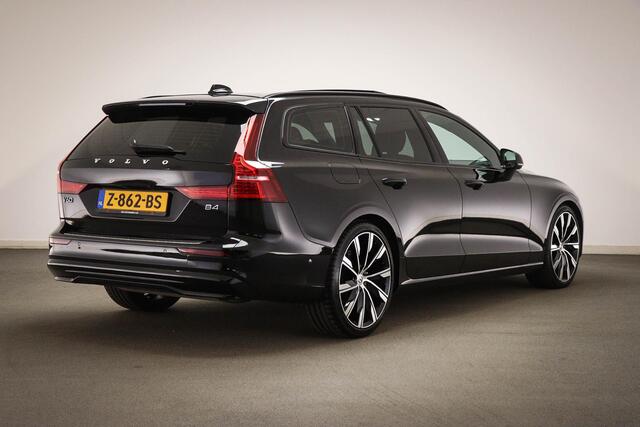 Volvo V60 2.0 B4 Ultimate Dark | PANORAMADAK | HEAD UP | STANDKACHEL | ACHTERBANKVERWARMING | 360 CAMERA | 20"