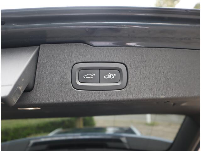 Volvo V60 2.0 B3 Plus Bright Navi / Carplay / Stoel-Stuurverw / Elek Trekhaak / Camera / Stoelmemory / BTW Auto