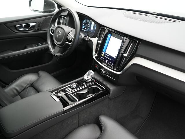 Volvo V60 T6 Recharge AWD Inscription PHEV 340pk Dealer O.H | Trekhaak Af Fabriek | Panodak | Adaptive Cruise | Harman / Kardon | 360 Camera | Lederen Sportstoelen Memory & Verwarmd | Stuurverwarming | Blis | Keyless | Apple Carplay | Virtual | Navigatie | DAB | 19"L.M | Plug In Hybrid