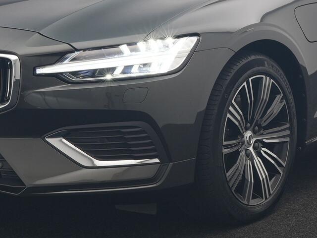 Volvo V60 T6 Recharge AWD Inscription PHEV 340pk Dealer O.H | Trekhaak Af Fabriek | Panodak | Adaptive Cruise | Harman / Kardon | 360 Camera | Lederen Sportstoelen Memory & Verwarmd | Stuurverwarming | Blis | Keyless | Apple Carplay | Virtual | Navigatie | DAB | 19"L.M | Plug In Hybrid
