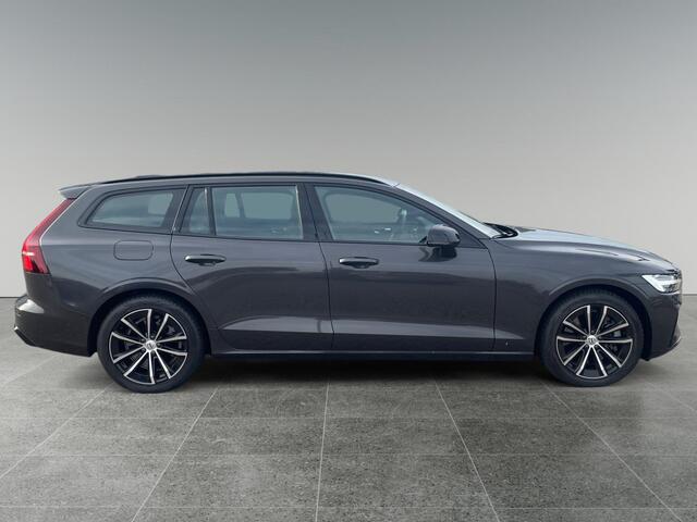 Volvo V60 2.0 T6 Plug-in hybrid AWD Plus Dark