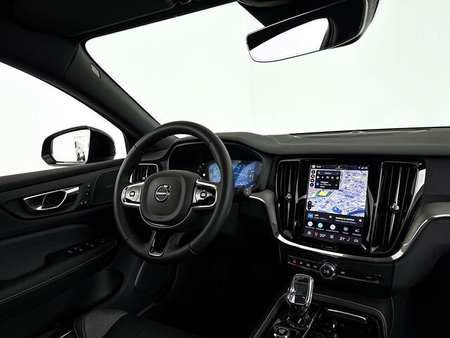 Volvo V60 T8 Plug-in hybrid AWD Plus Dark | SOH 100% | Panoramadak | 360° camera | Head-up display | Harman Kardon | Stoel- en stuurverwarming | Trekhaak