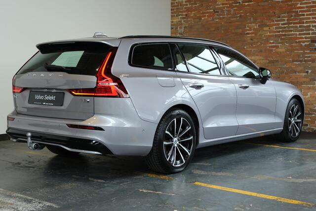Volvo V60 T8 Plug-in hybrid AWD Plus Dark | 360° Parkeercamera | Semi-Electrische Wegklapbare Trekhaak | Stoelverwarming | Stuurwielverwarming | Google infotainment | Parkeersensoren voor + achter | Lederen bekleding