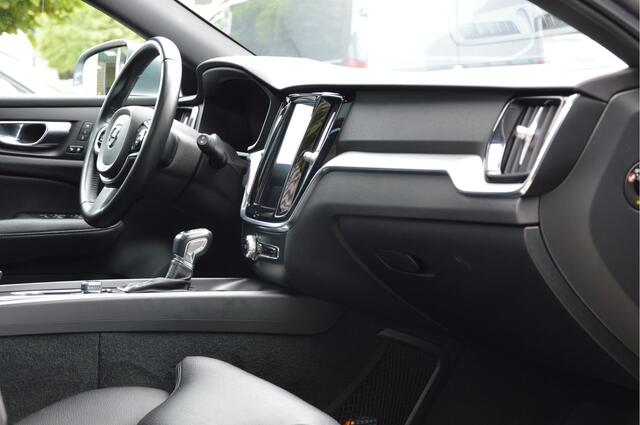 Volvo V60 2.0 T4 Inscription LED | LEDER | 19" VELGEN | CLIMA | CRUISE | NAVI | ENZ
