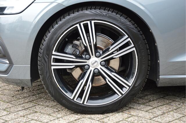 Volvo V60 2.0 T4 Inscription LED | LEDER | 19" VELGEN | CLIMA | CRUISE | NAVI | ENZ